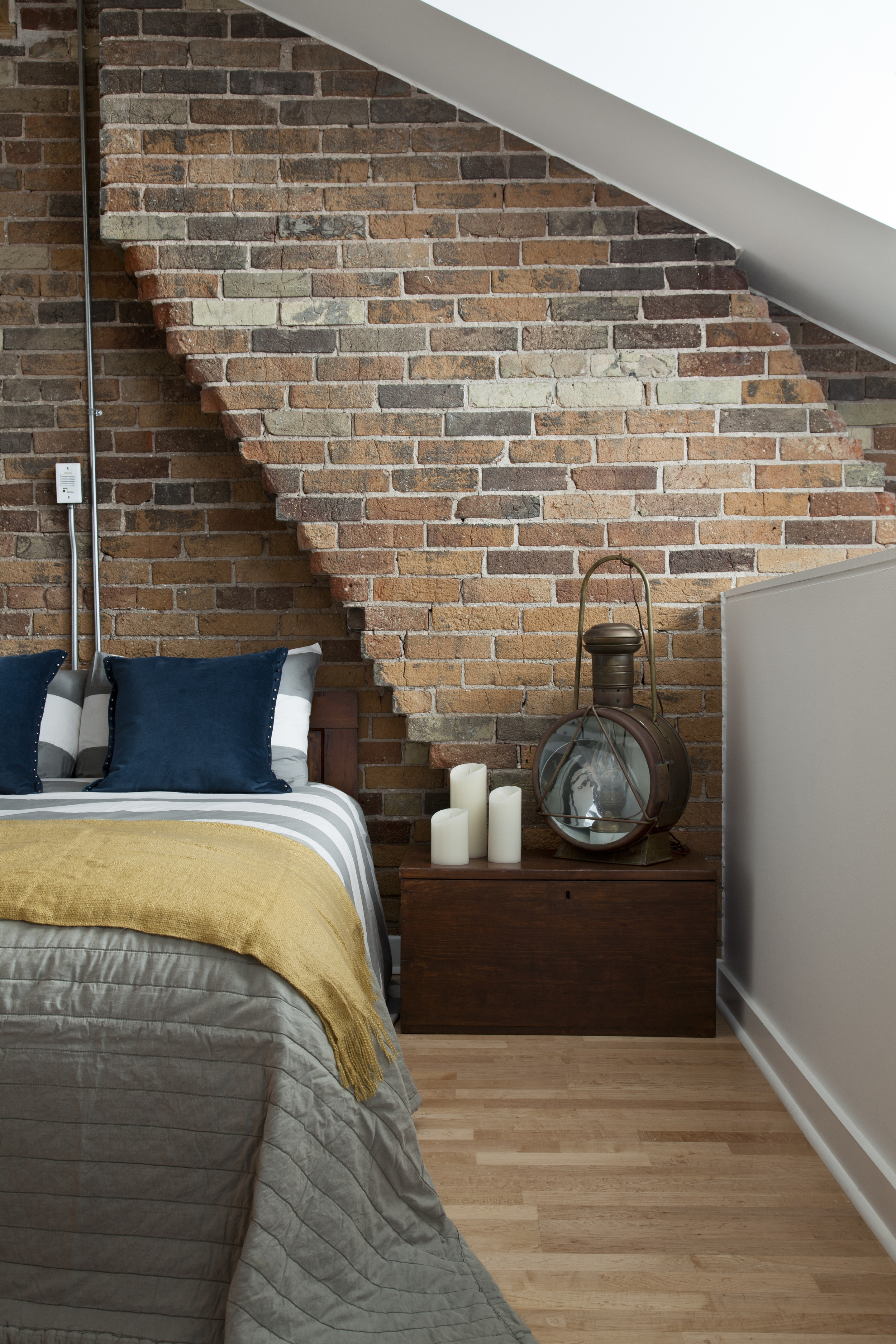 Bedroom2-002_final.jpg