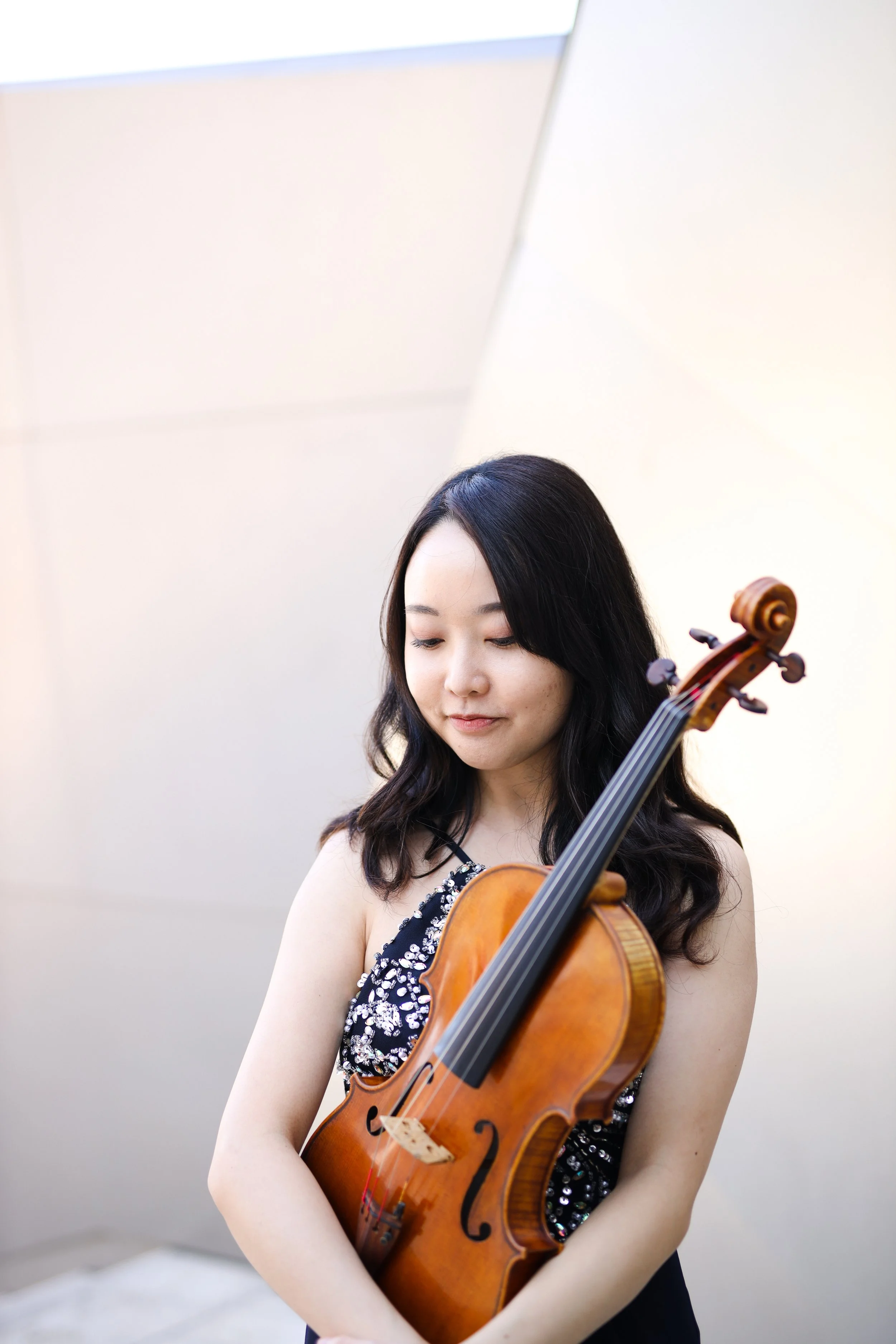 violist headshot