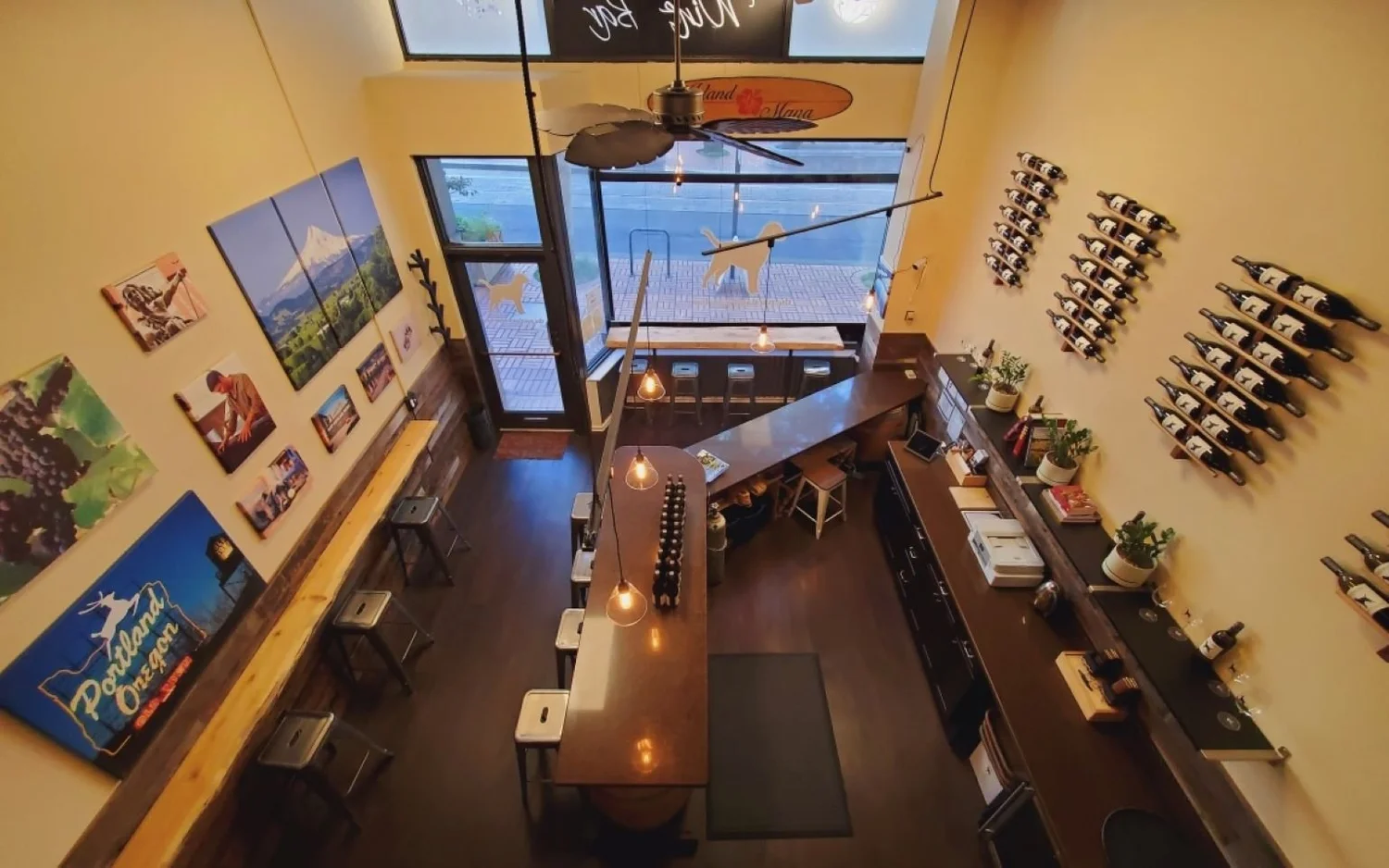 Bar photo 1