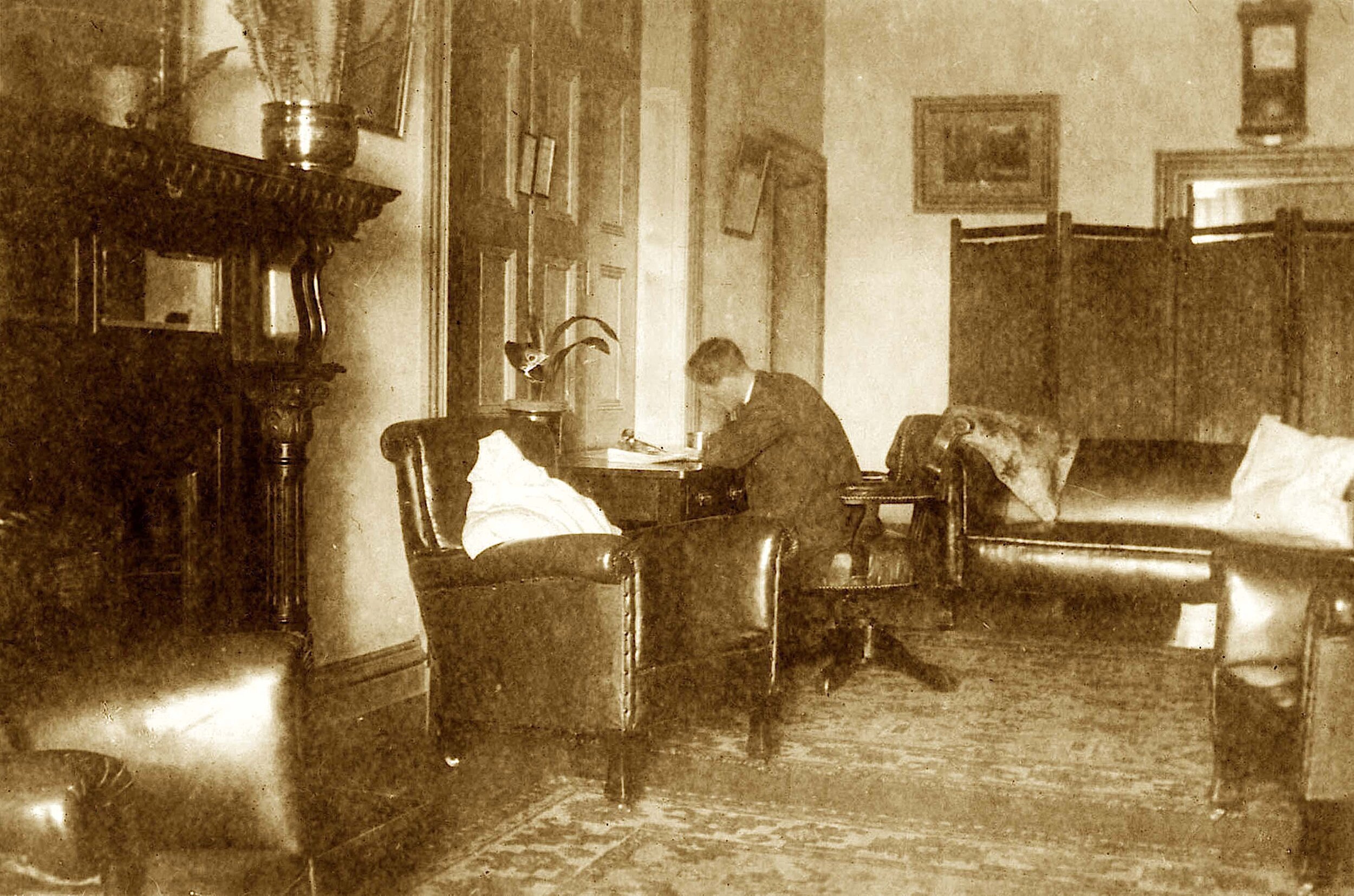 As Diggers Rest Home 1919 Desk FINAL.jpg