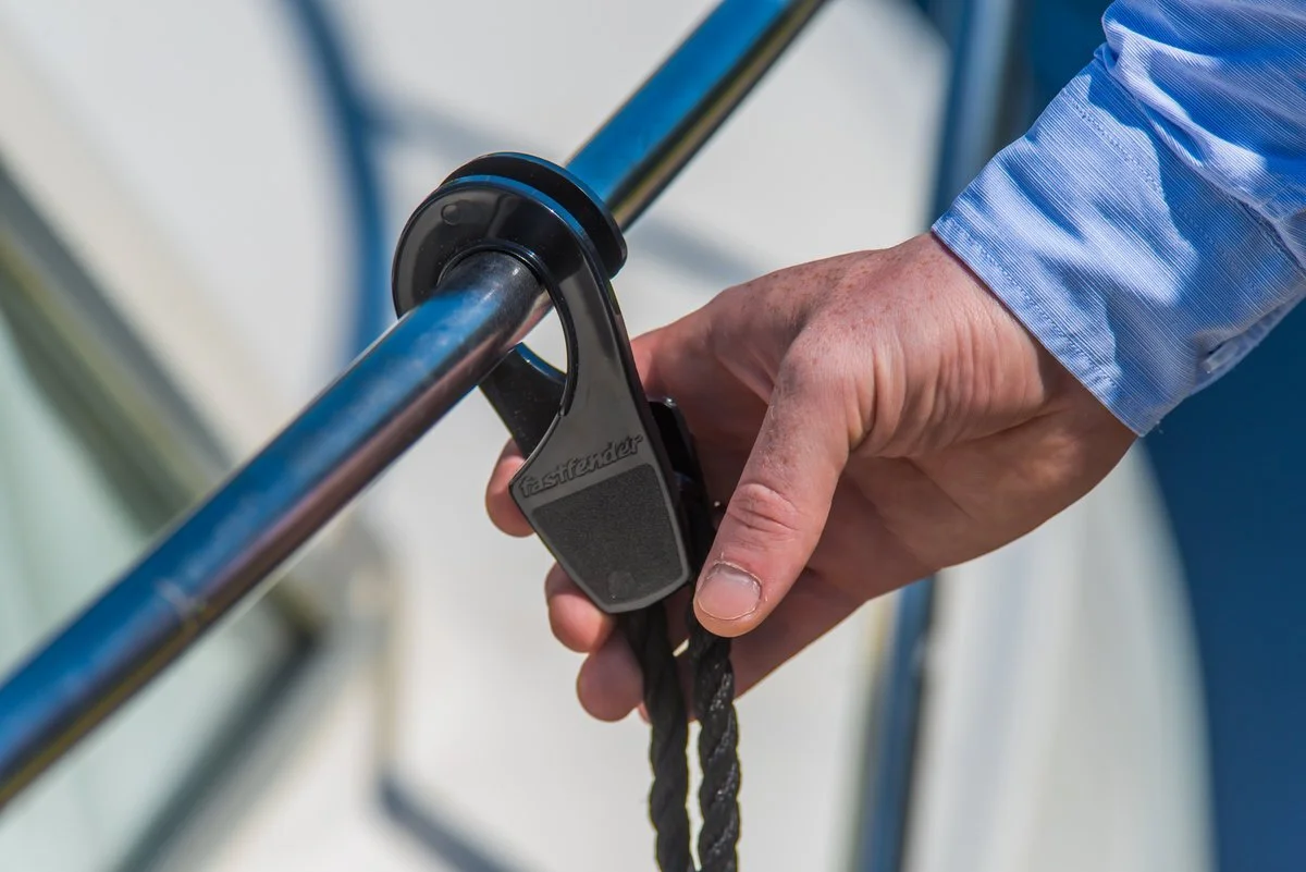 Fastfender 61vgV7LmuzL._SL1200_.jpg