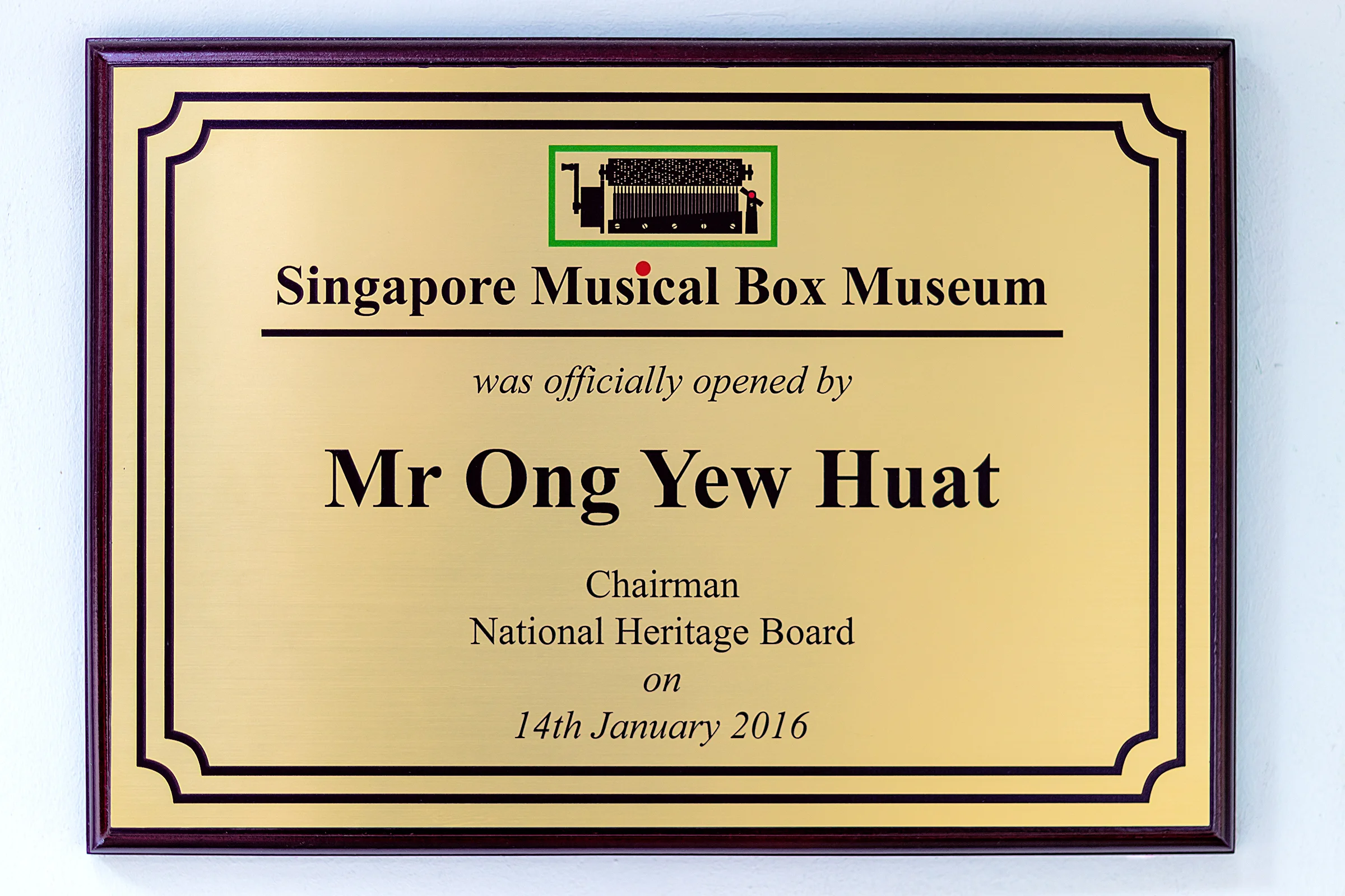 Plaque.jpg