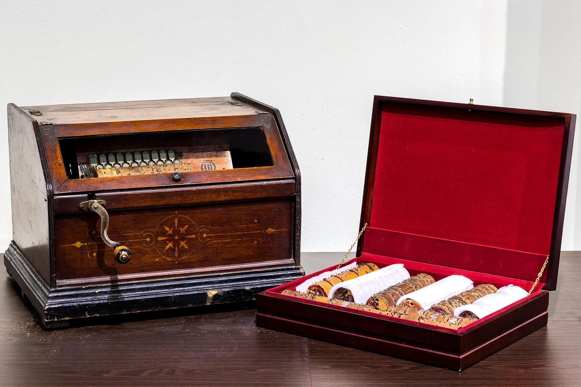 Roller Gem Organ.jpg