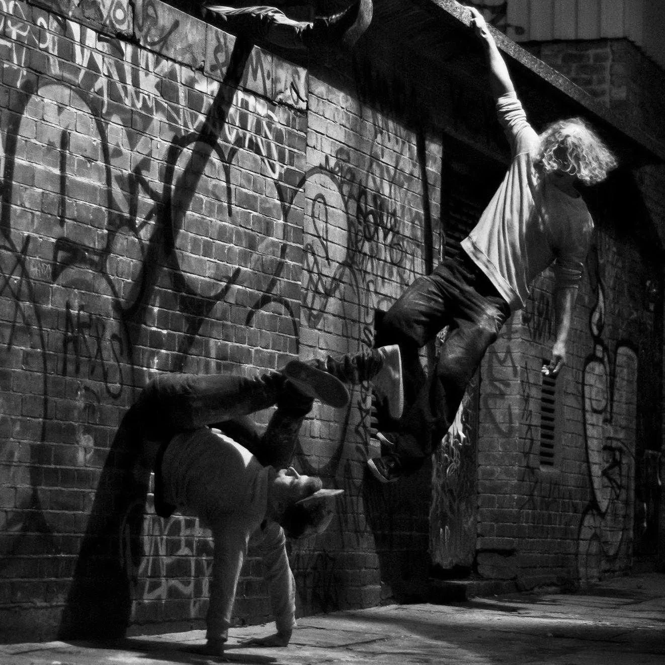 BMT - Acrobatic Troupe
