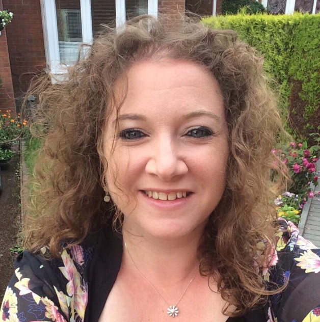 Screenshot-2017-10-13 How to stop comparing from controlling your life with Nicola Arnold — Petra Velzeboer.png