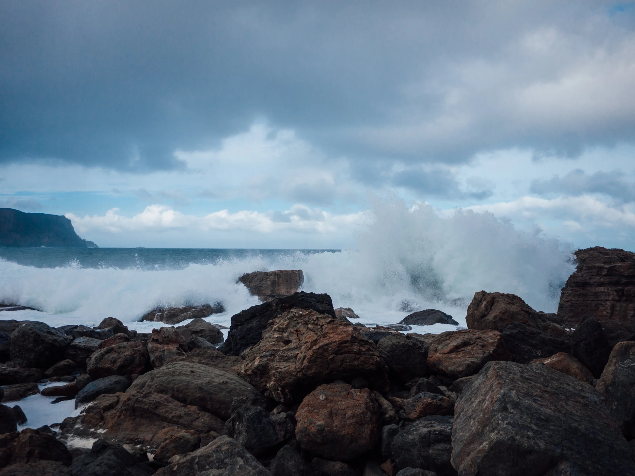 Wave photo credit - Tom Bryan