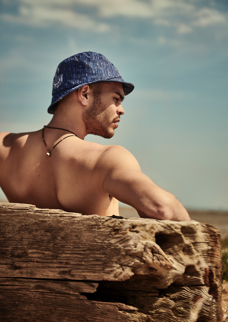 'Escape' - America Cool Mag