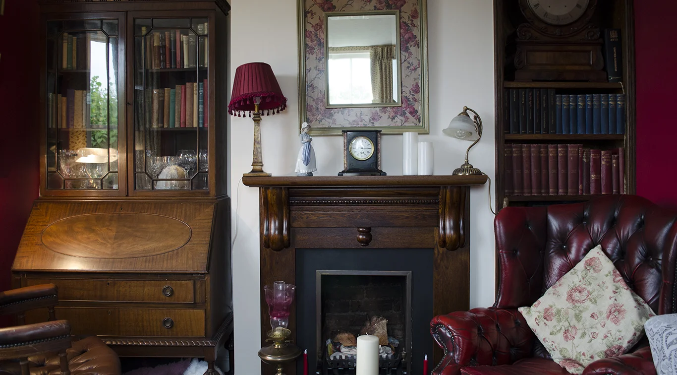 Front-room-7.jpg