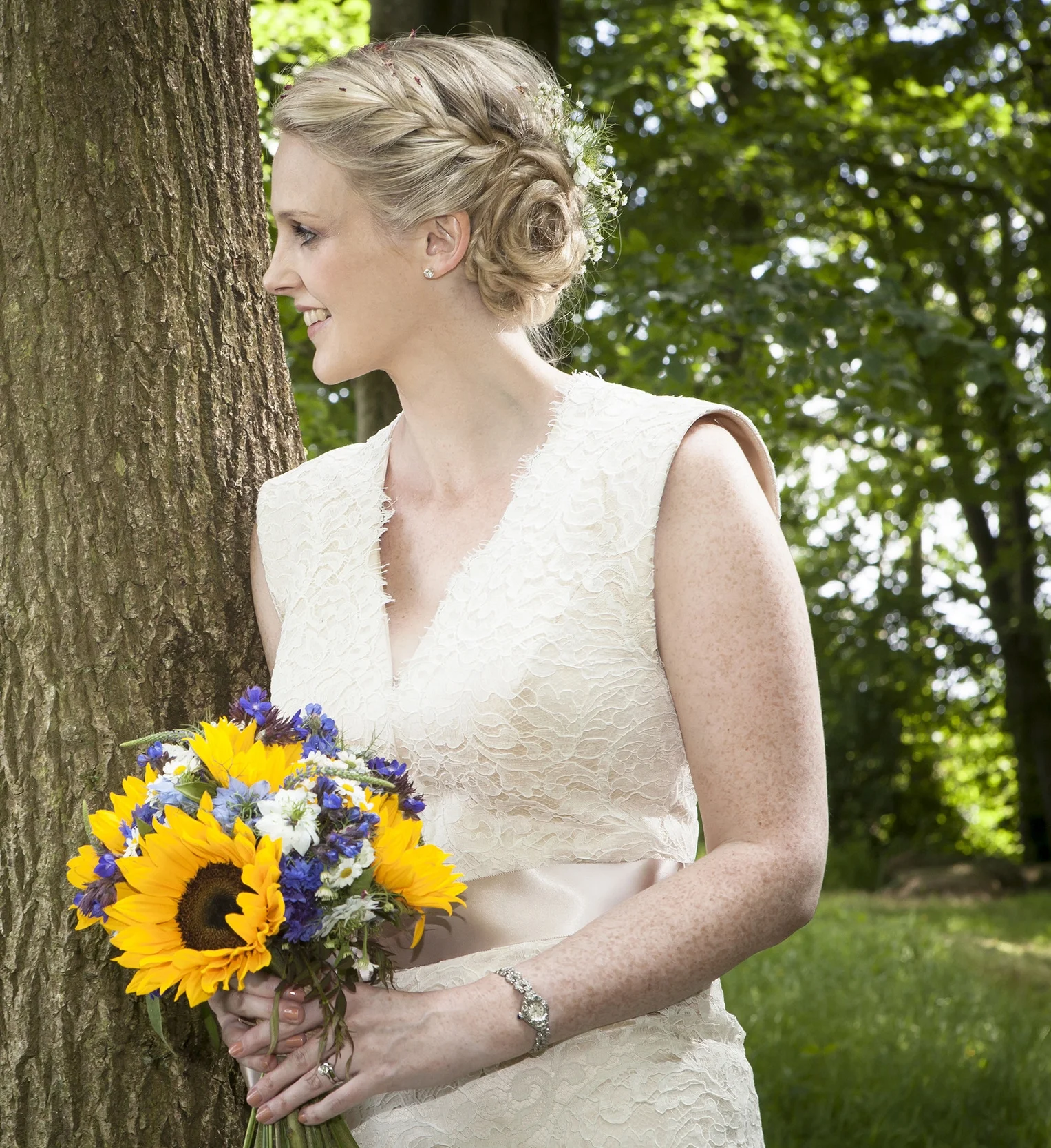 Thairapy Bridal Stylist
