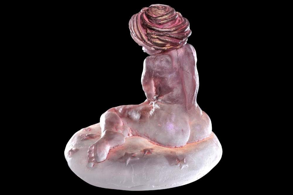 Scheherazade: Cast Glass 22x20x20cm 4.8kg