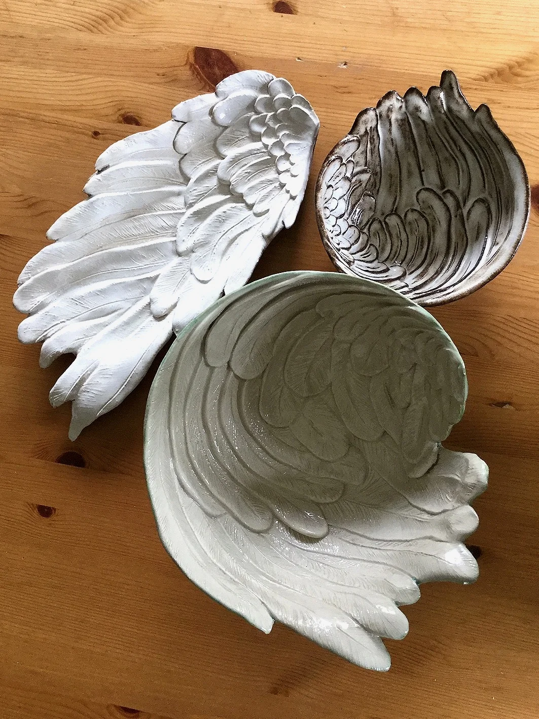 Wing Bowls, Plates, Ceramic