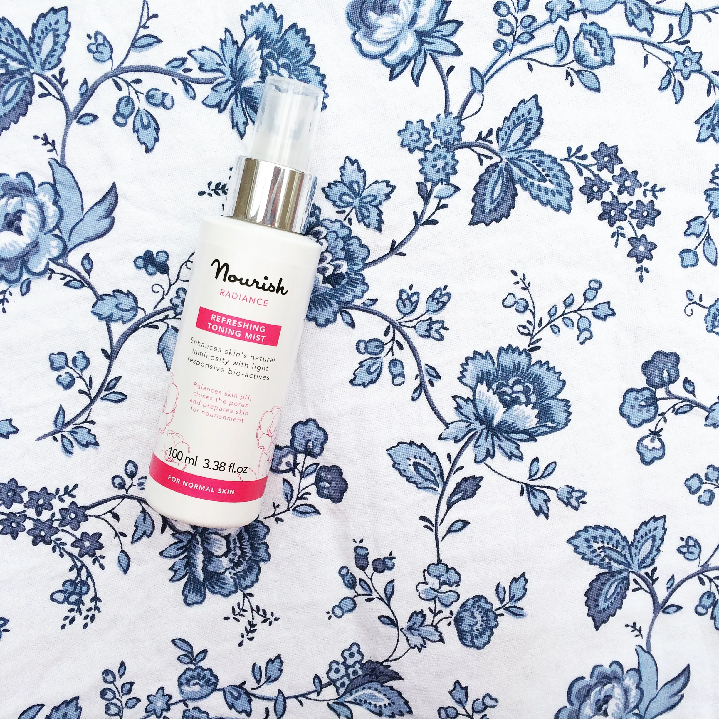                                  The Nourish Refreshing and Radiant Toning Mist 