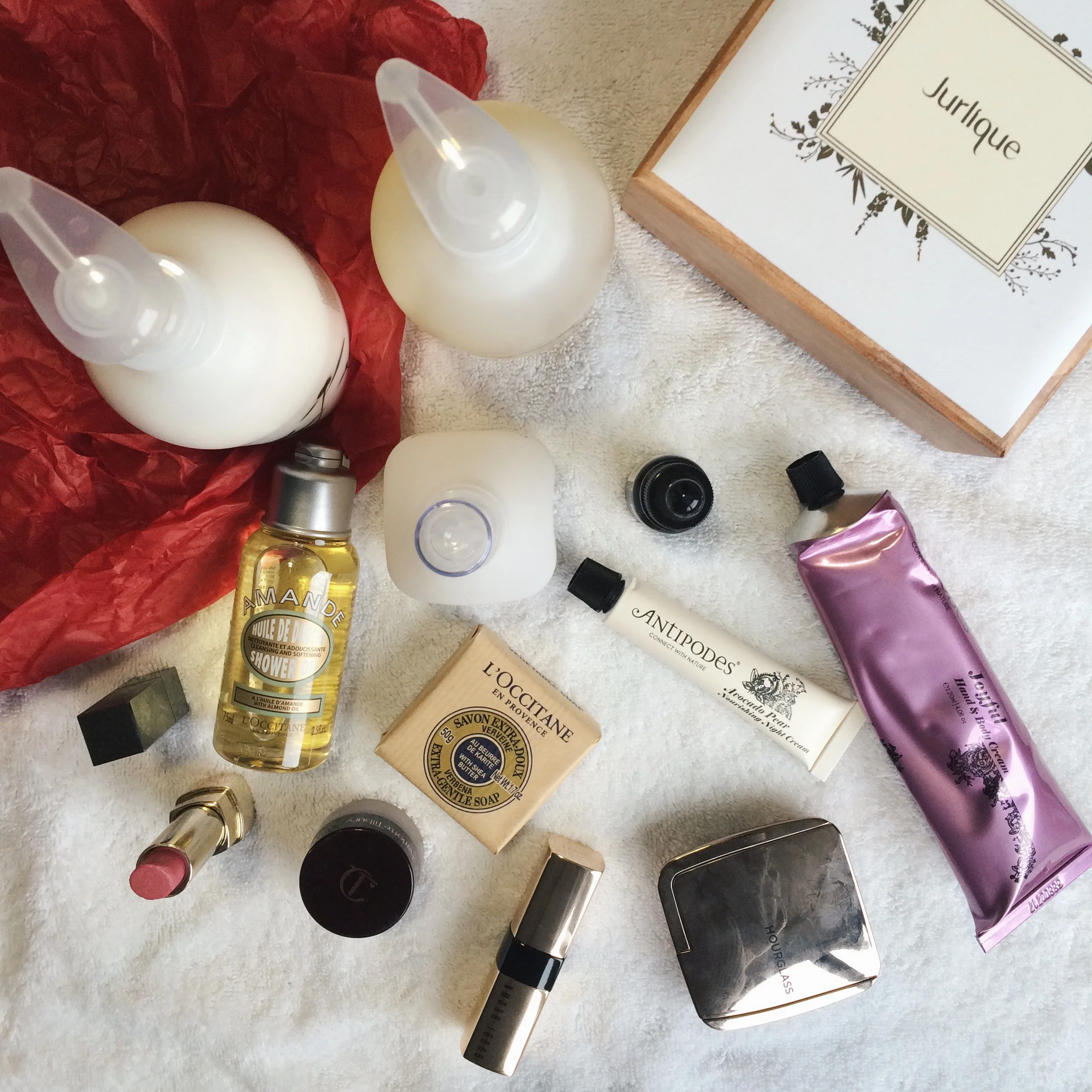 Gift Guide: Luxury Beauty 