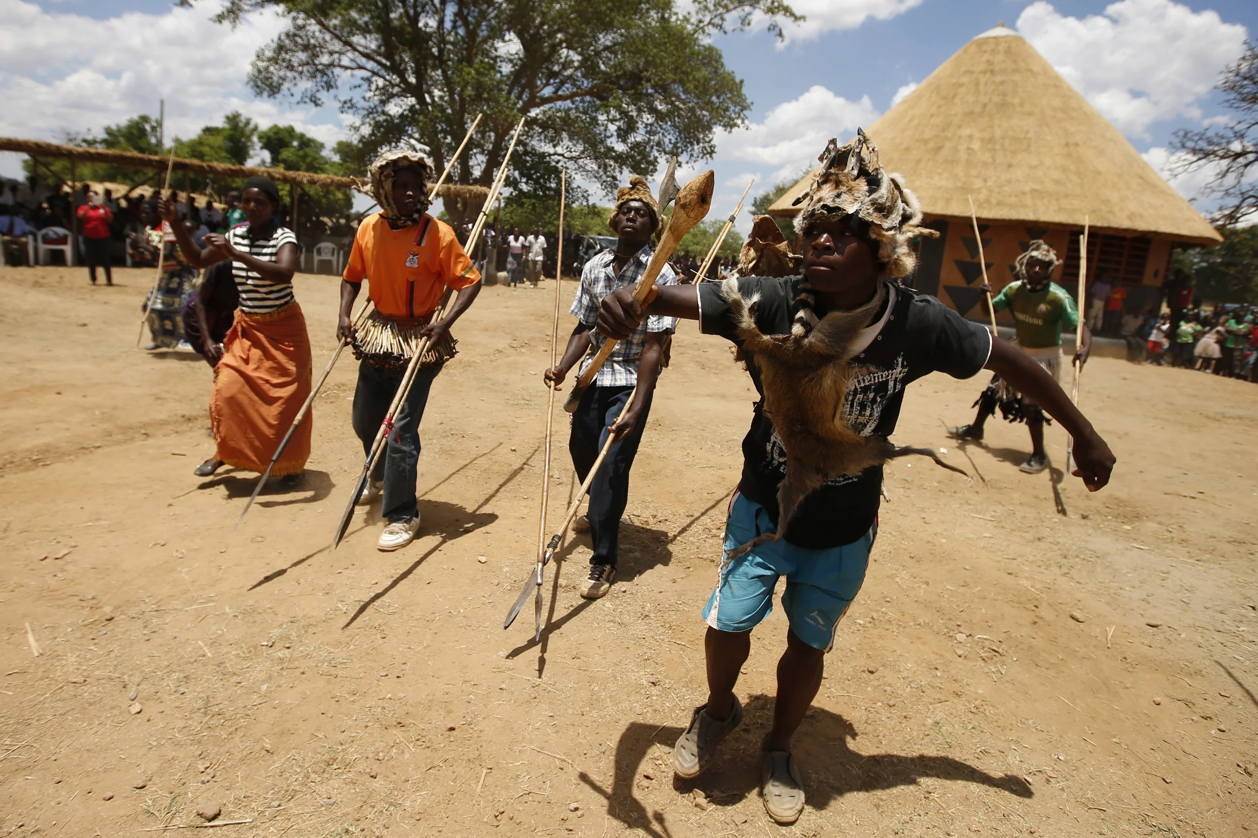 mumuni-o-dance-fur.jpg