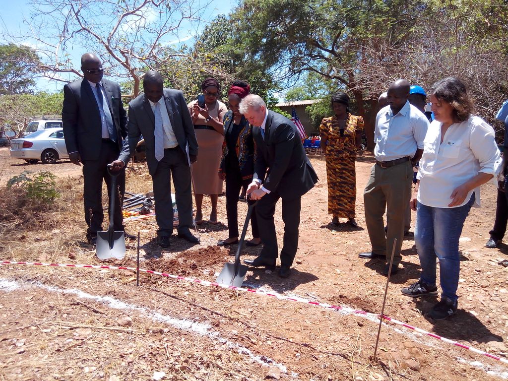 MthunziGroundbreaking.jpg