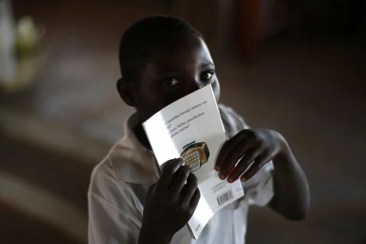 mumuni-boy-book.jpg