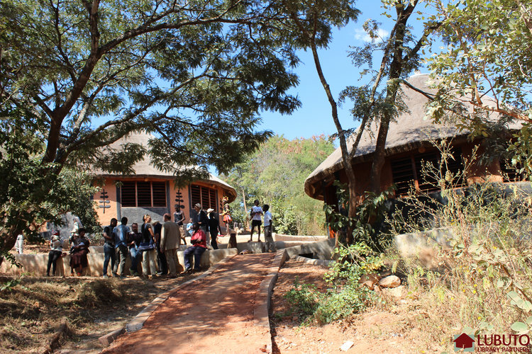 Mthunzi Library 
