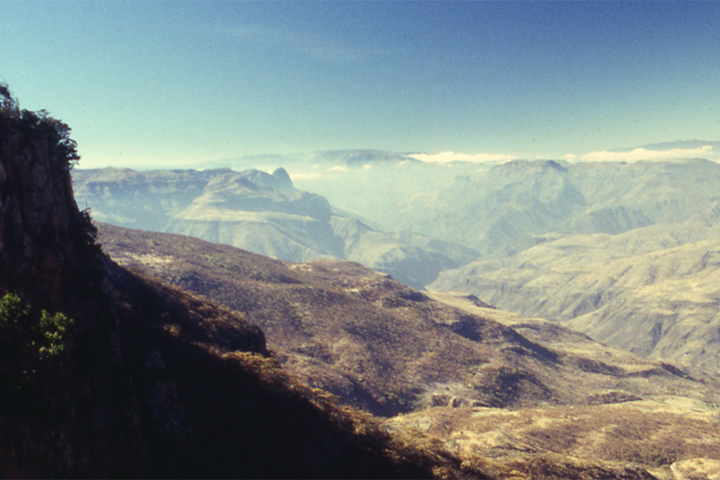 La Barranca de San Andres. San Andres Cohamiata, Jalisco Mexico 2001 © Kalman N. Muller