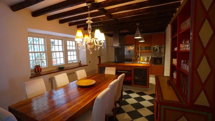 Portugal+2016+Colares+Casa+do+Ferreiro+kitchen+DSC08473+2+copy.jpg
