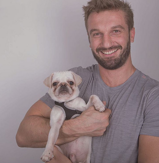 The awesome Luke (with pet pooch Bob. Yeah, I know, CUTE LEVELS OFF THE CHART!)