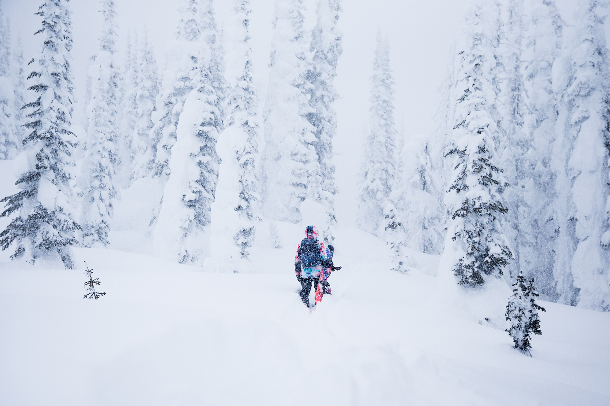 Quiksilver_DepthPerception_RobinVanGyn_AndrewMiller-43.jpg