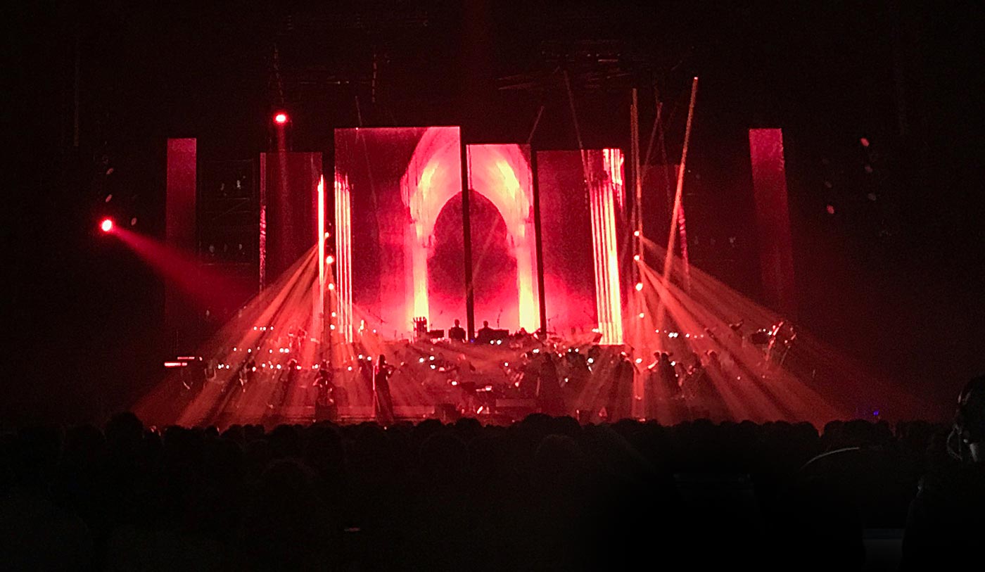 HZ-Da-Vinci-Code-Red.jpg