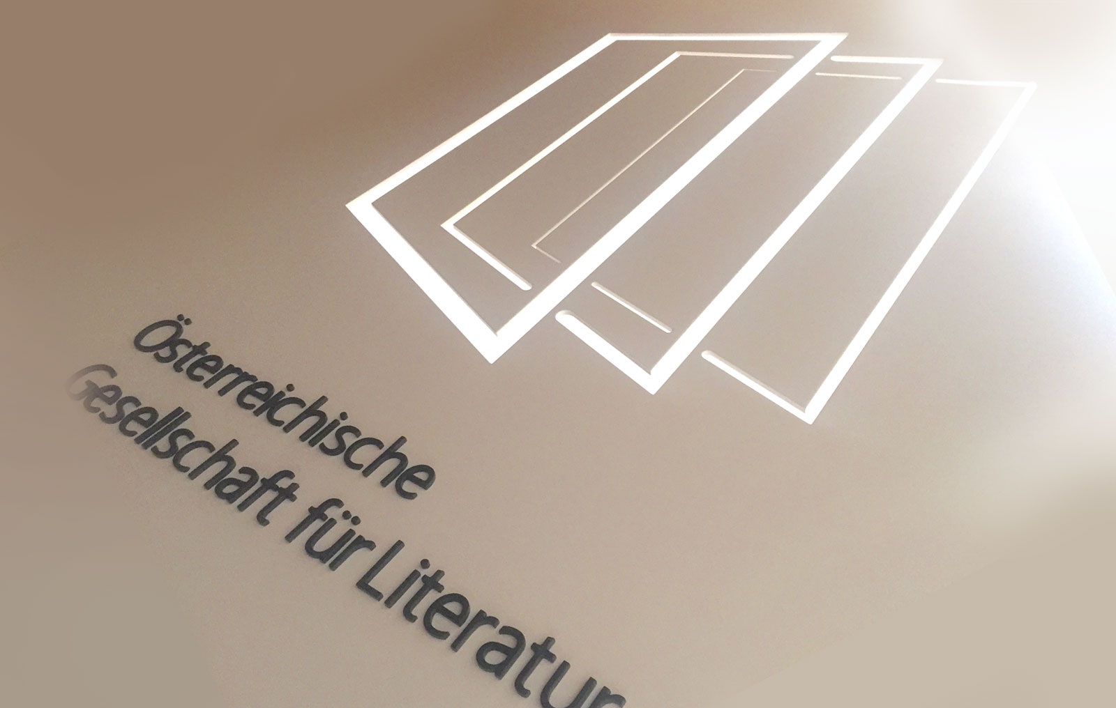 literatur-logo.jpg