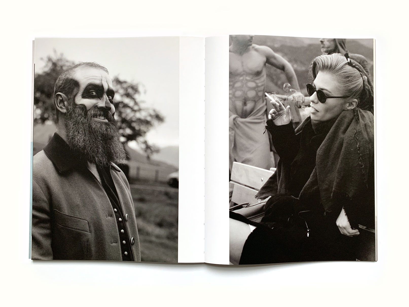 stylebible25y-balgavy-smoking.jpg