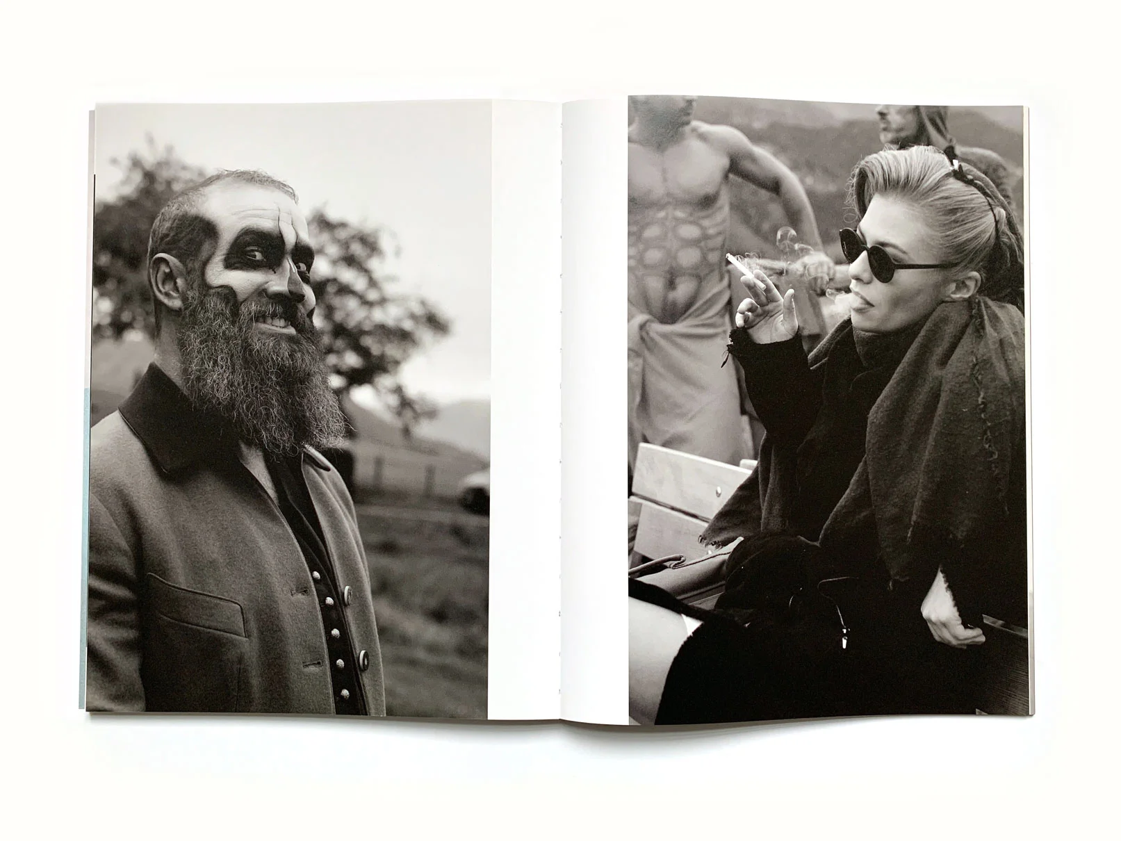 stylebible25y-balgavy-smoking.jpg
