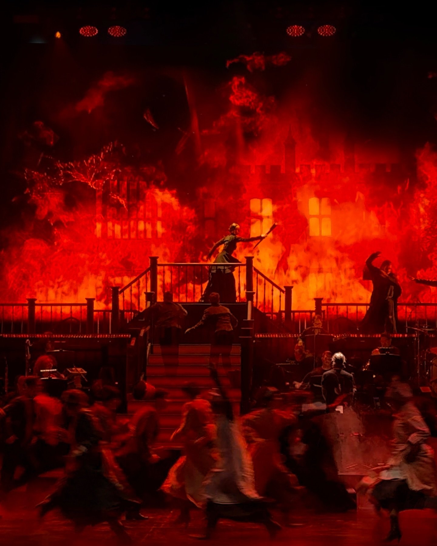 It&rsquo;s a wrap for &ldquo;Rebecca&rdquo; in Shanghai, Beijing, and Guangzhou! 10 slides capturing moments that happened&mdash;fluent, alive, and impossible to freeze in a single frame. Live theatre isn&rsquo;t made for social media, it exists in t