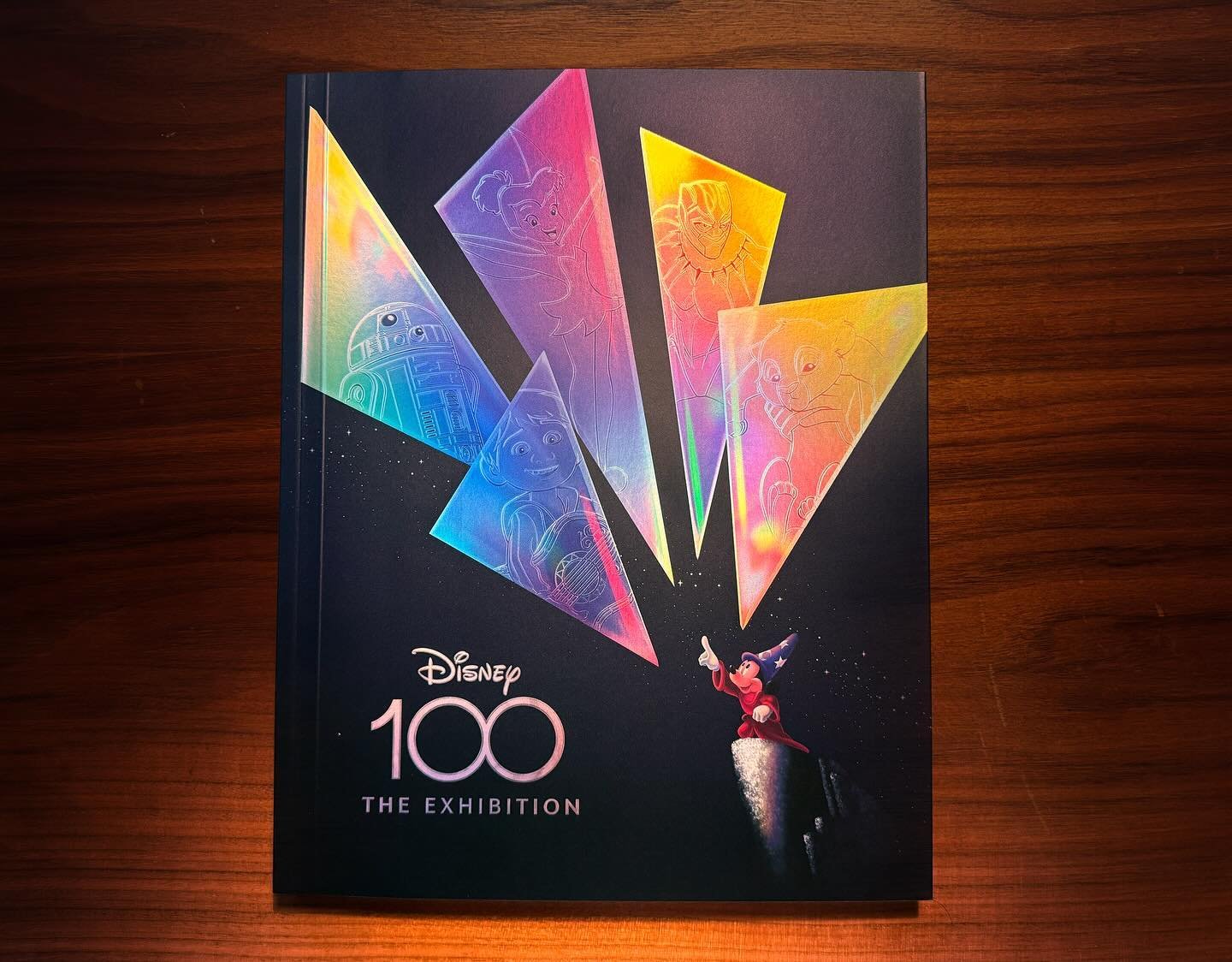The Disney company was founded on October 16, 1923 and has influenced the childhood, lives and dreams of a few billion people. Disney 100&mdash;The Exhibition is carefully preserved in a catalogue with an iridescent cover, comments by a few dozen Dis