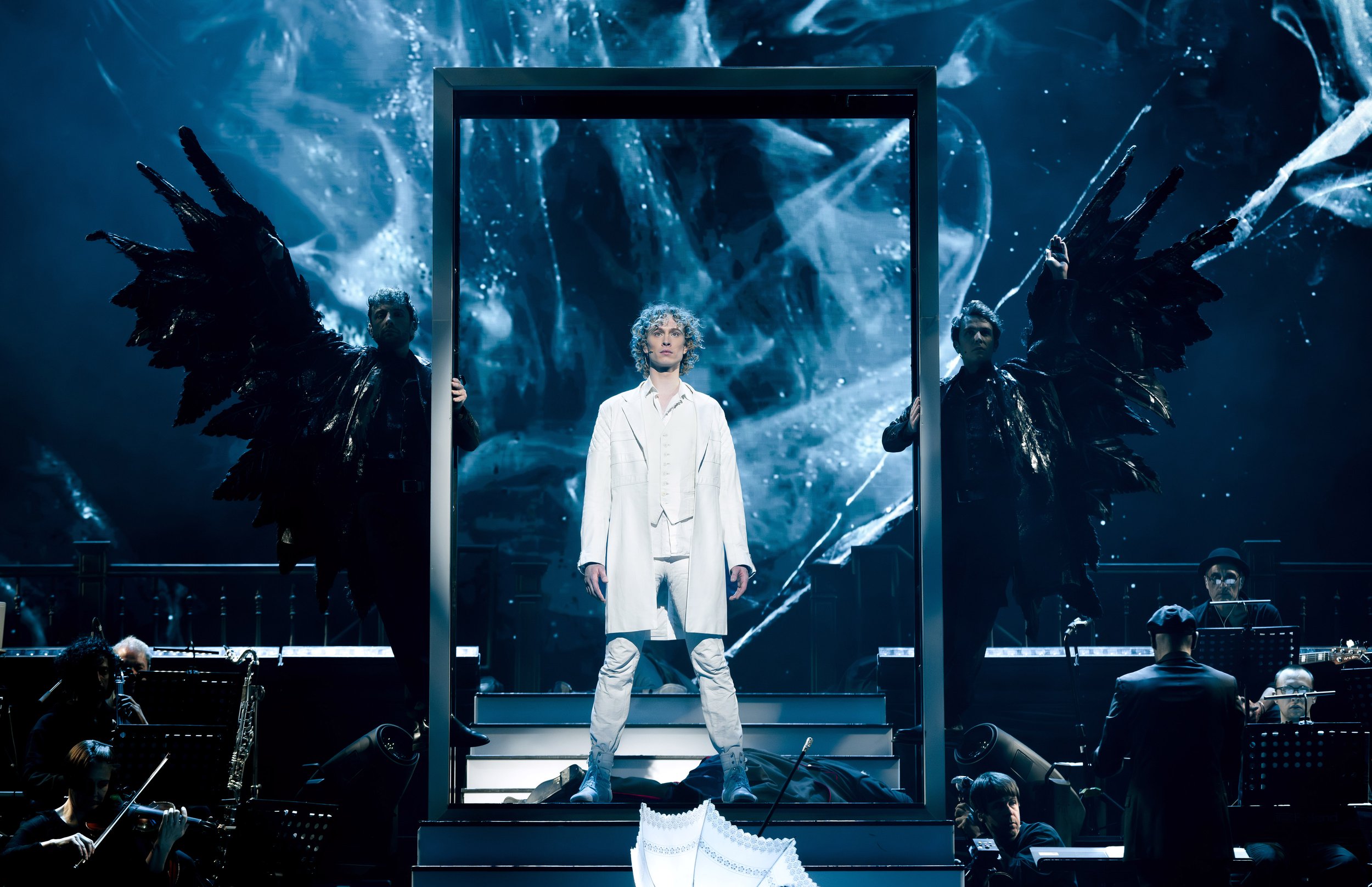 Musical Elisabeth Video Design Balgavy Finale2 copy.jpg