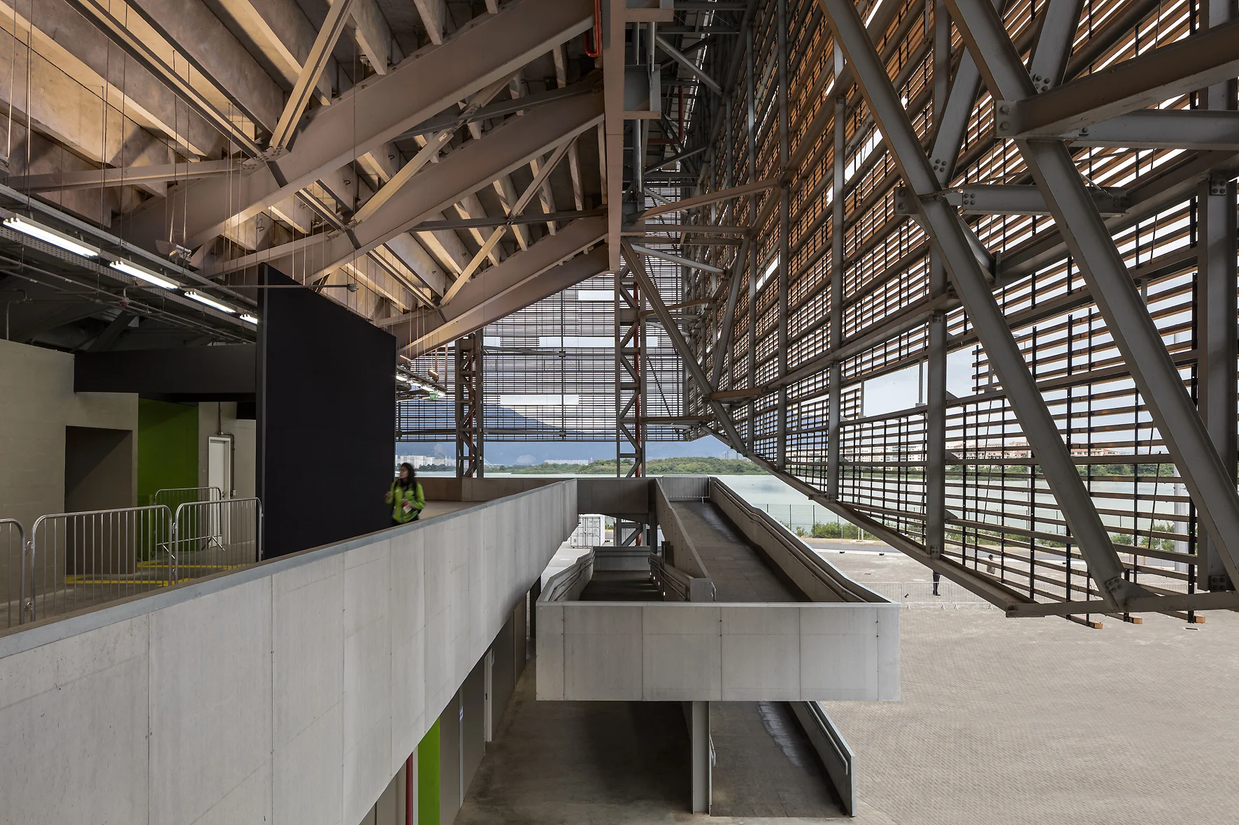 4 - internal rainscreen.jpg