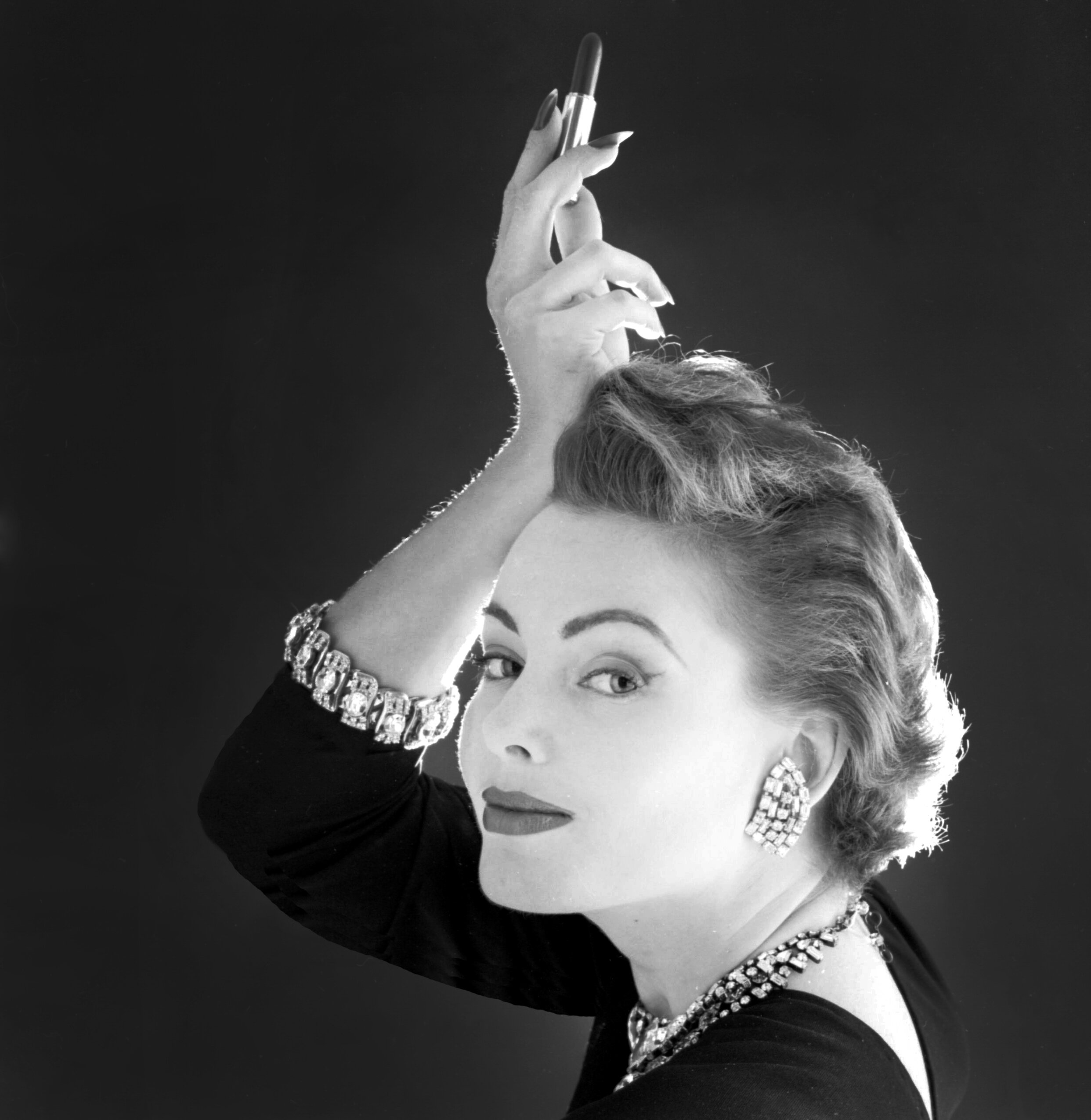 Phylis Cook, 1954
