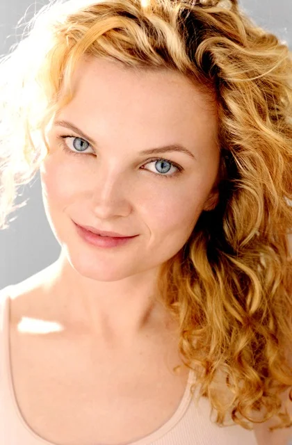 rachel-mewbron-headshot.jpg