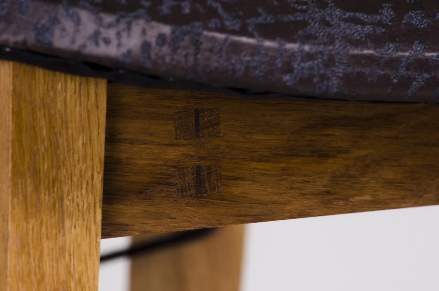 lace_detail.jpg