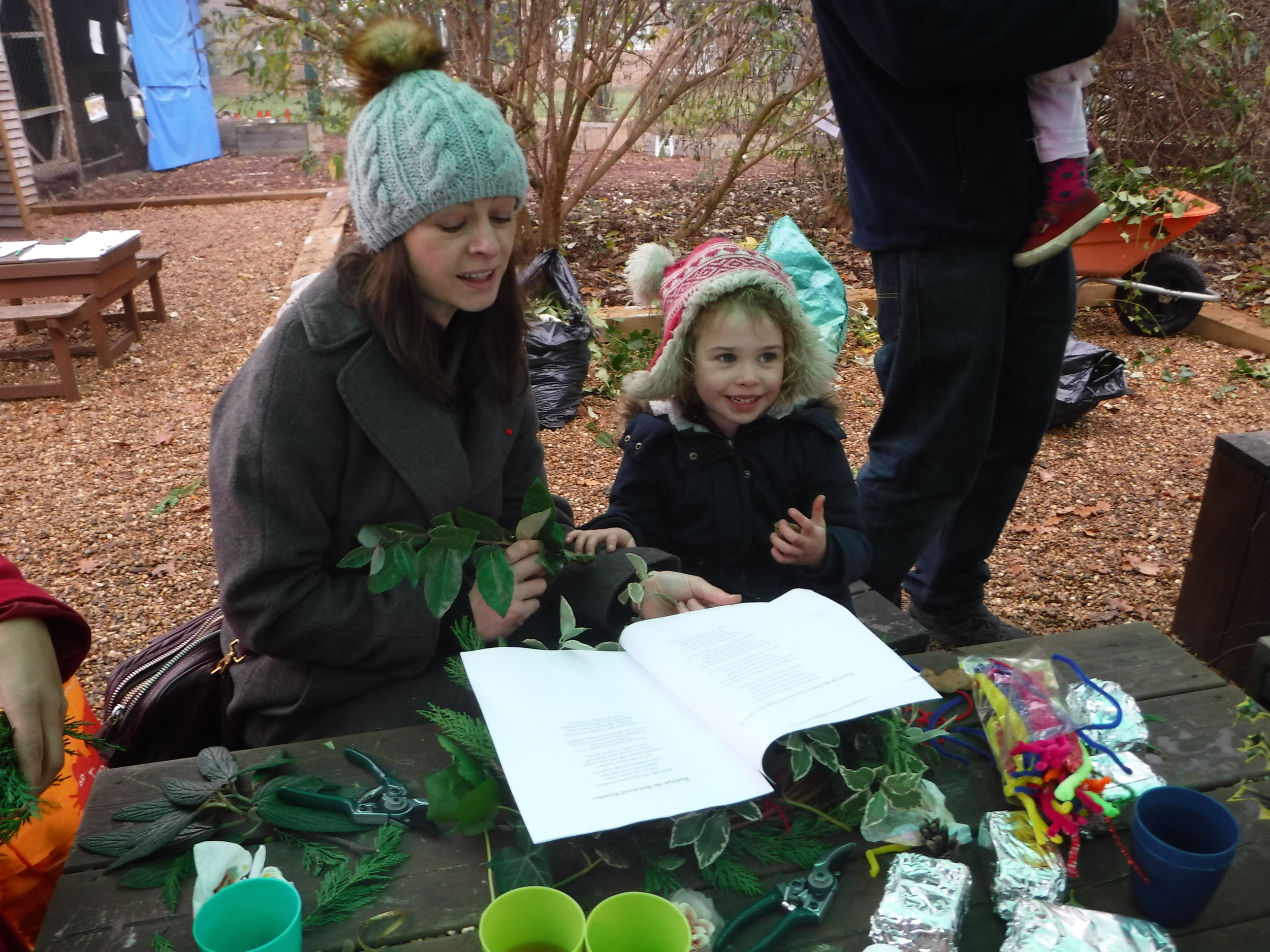 Singing and wreath-making at the same time!
