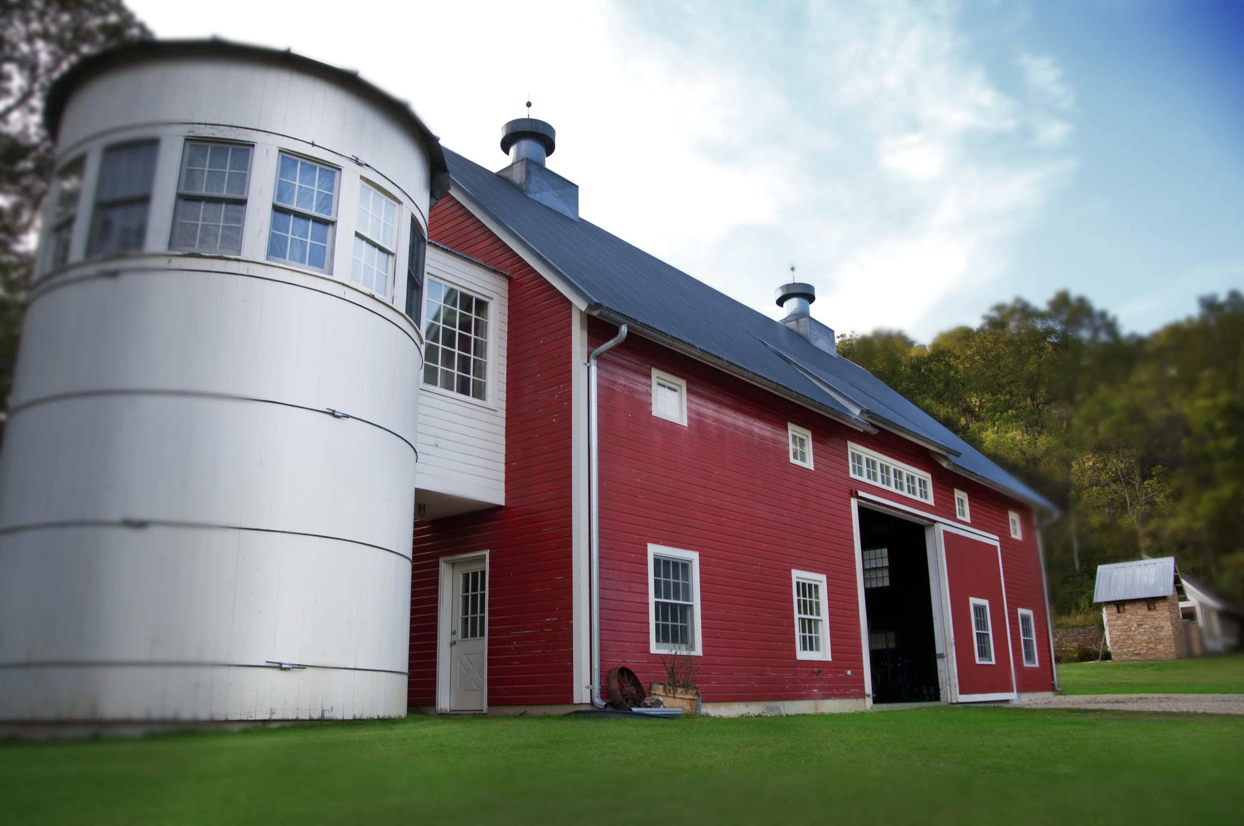 Red Barn.jpg