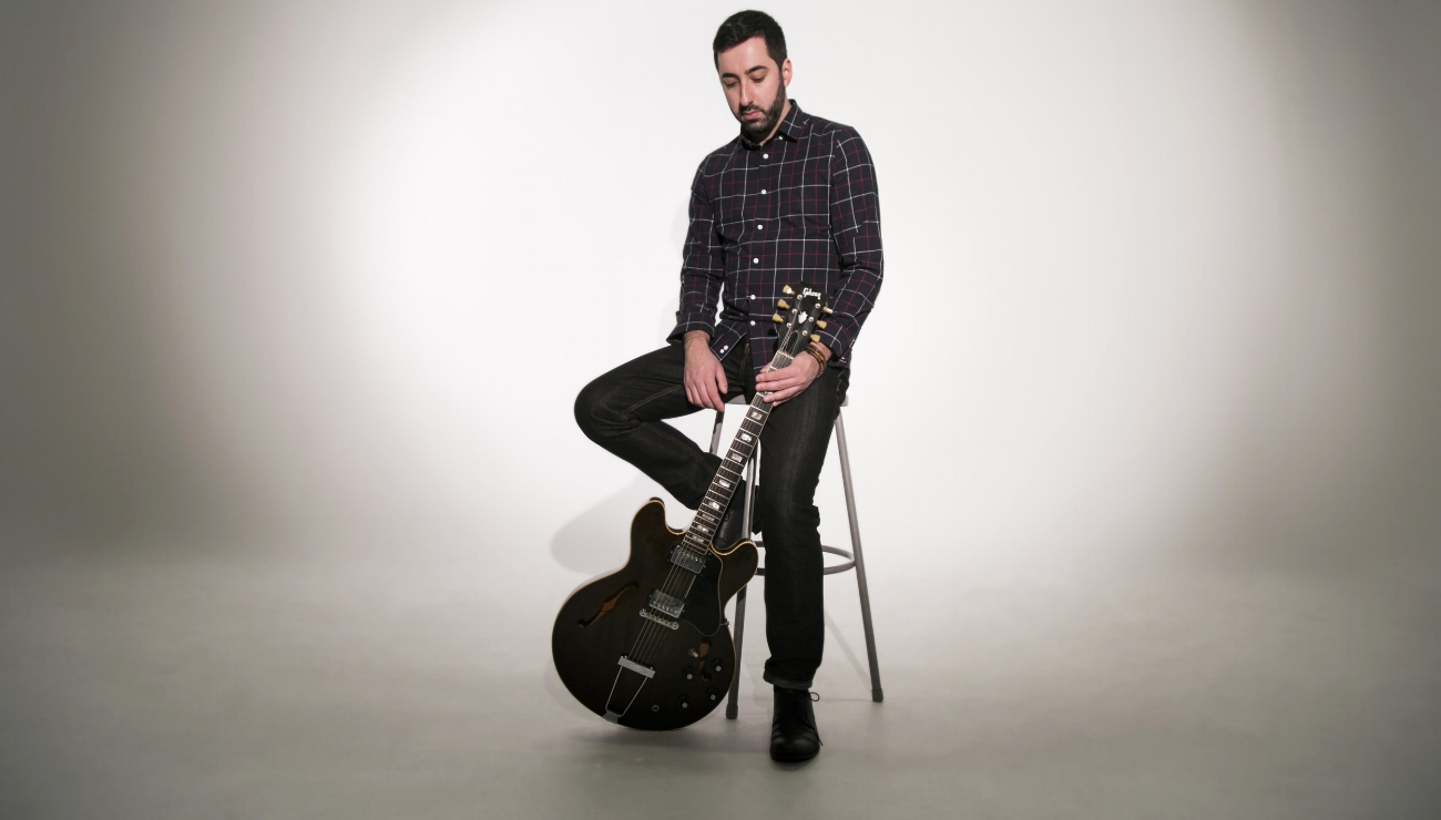 Learn guitar with Steve Bilodeau.