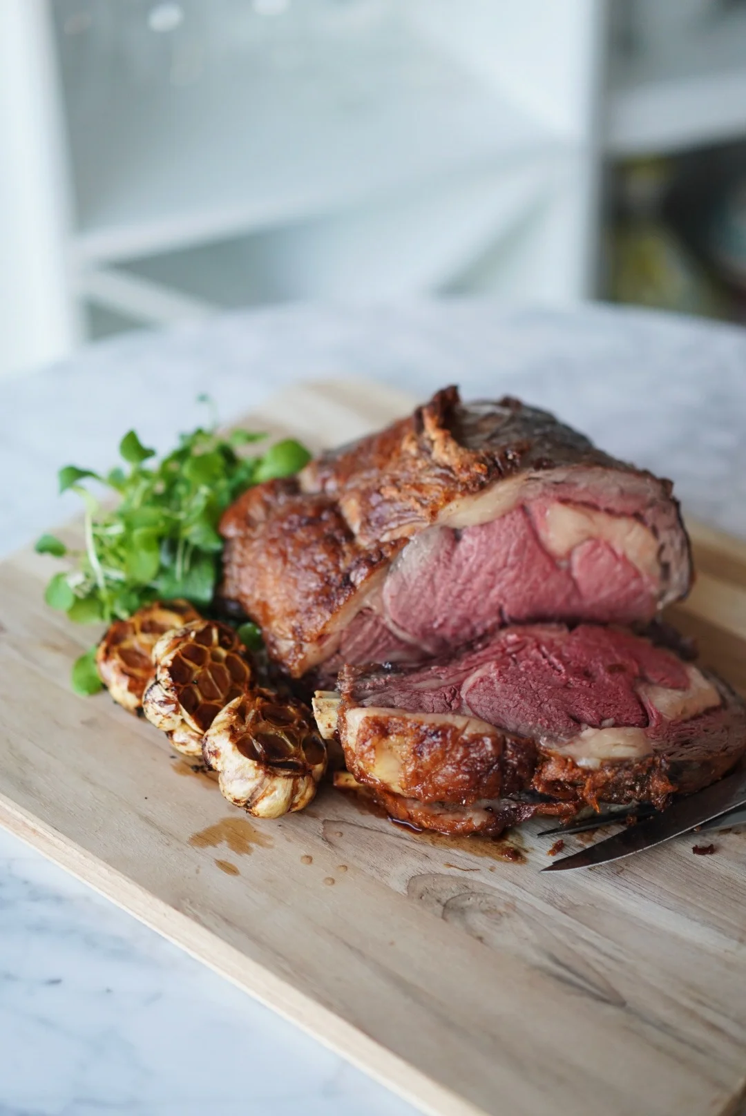 Recipe: Simple &amp; Delicious Bone-In Rib Roast