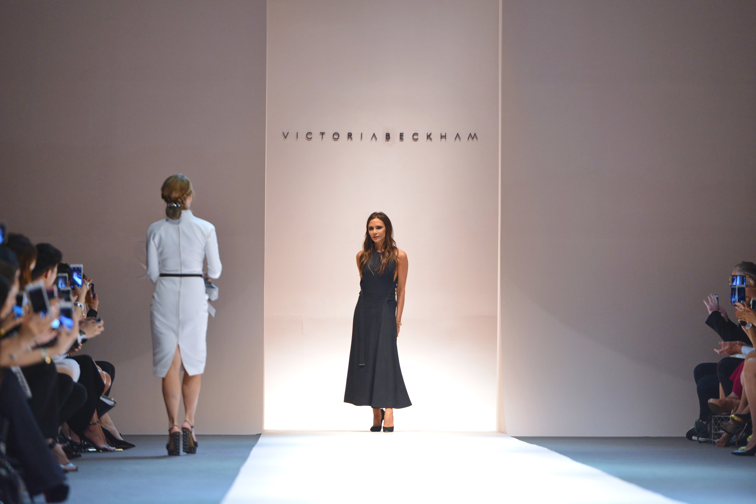 Victoria Beckham closes Singapore Fashion Week with her Fall 2015 collection. (Credit: Adrian Thoo)