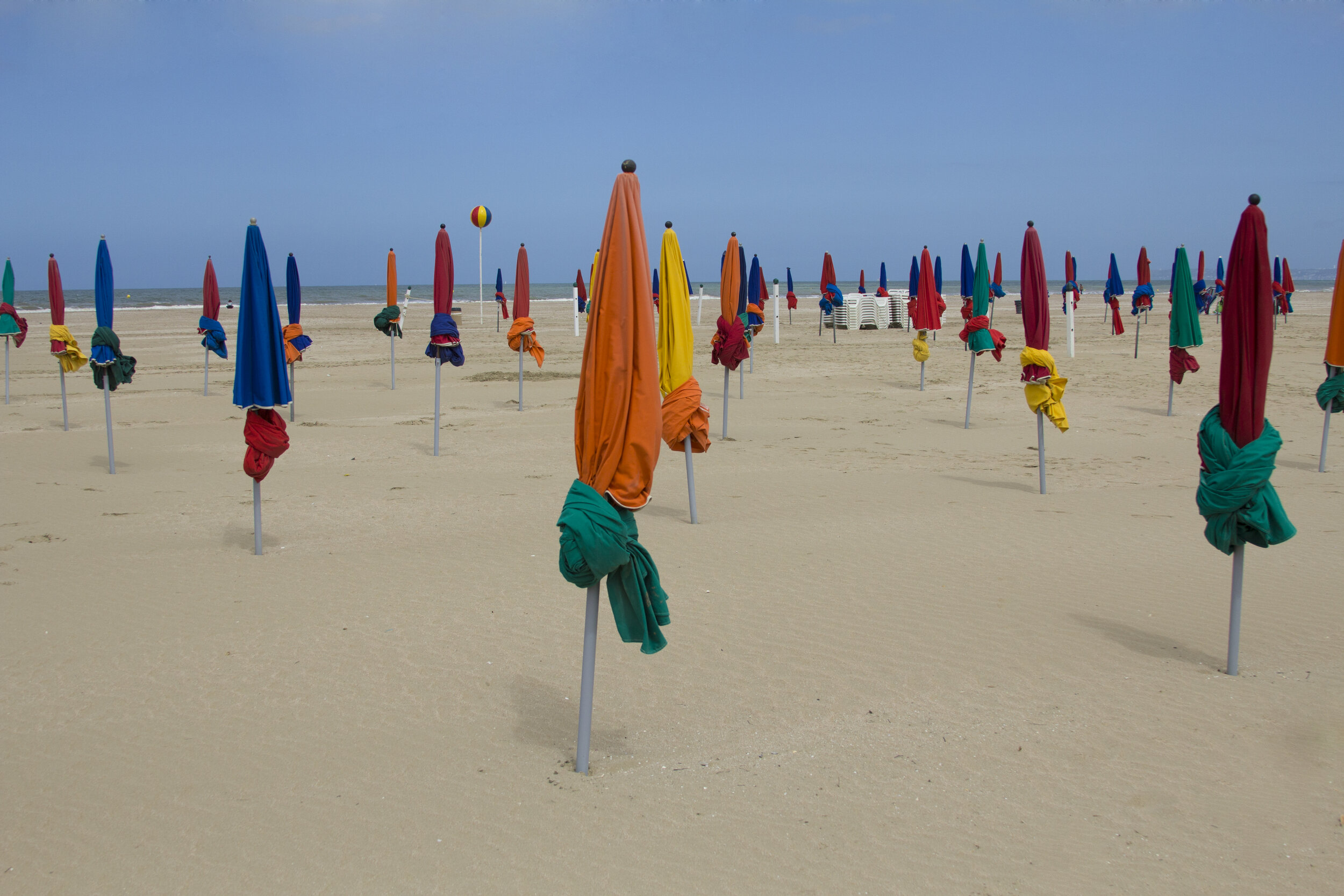 DeauvilleUmbrellas.jpg