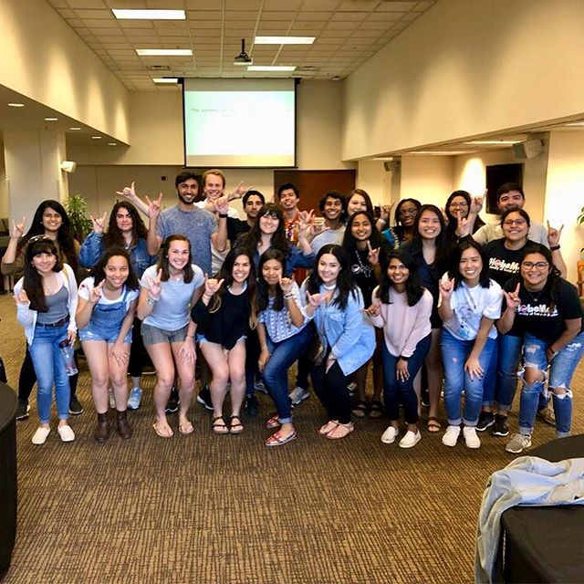 Throwing it back to Hilltop with all the GlobeMed Texas Chapters. A huge thank you to GlobeMed at UT Austin for having us. We had a great time! Join us tomorrow for our last meeting of the semester at 7:30 pm in UC ANAQUA.