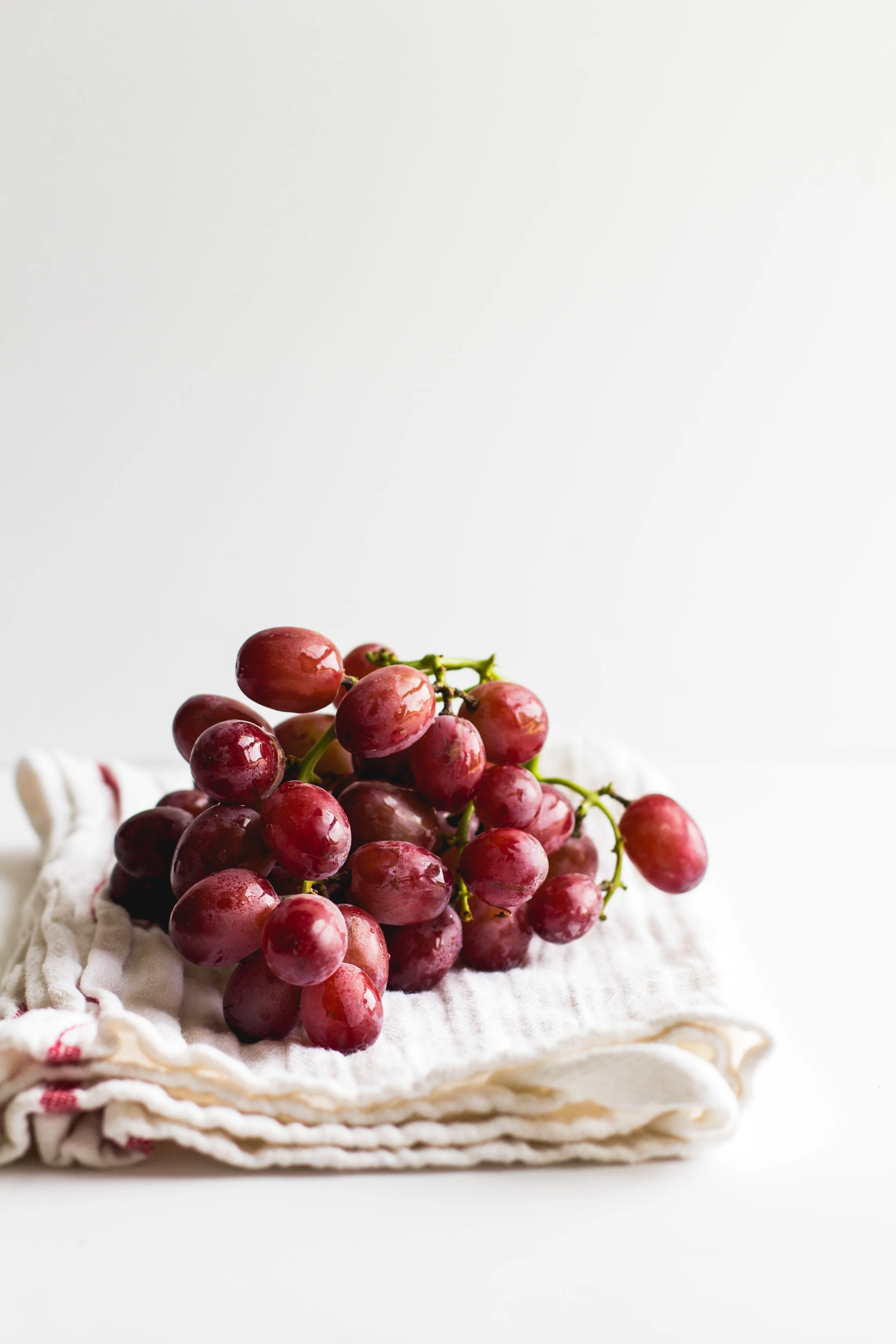 Roasted Chicken Thighs with Fennel + Grapes — Sarah J. Hauser nourish your soul