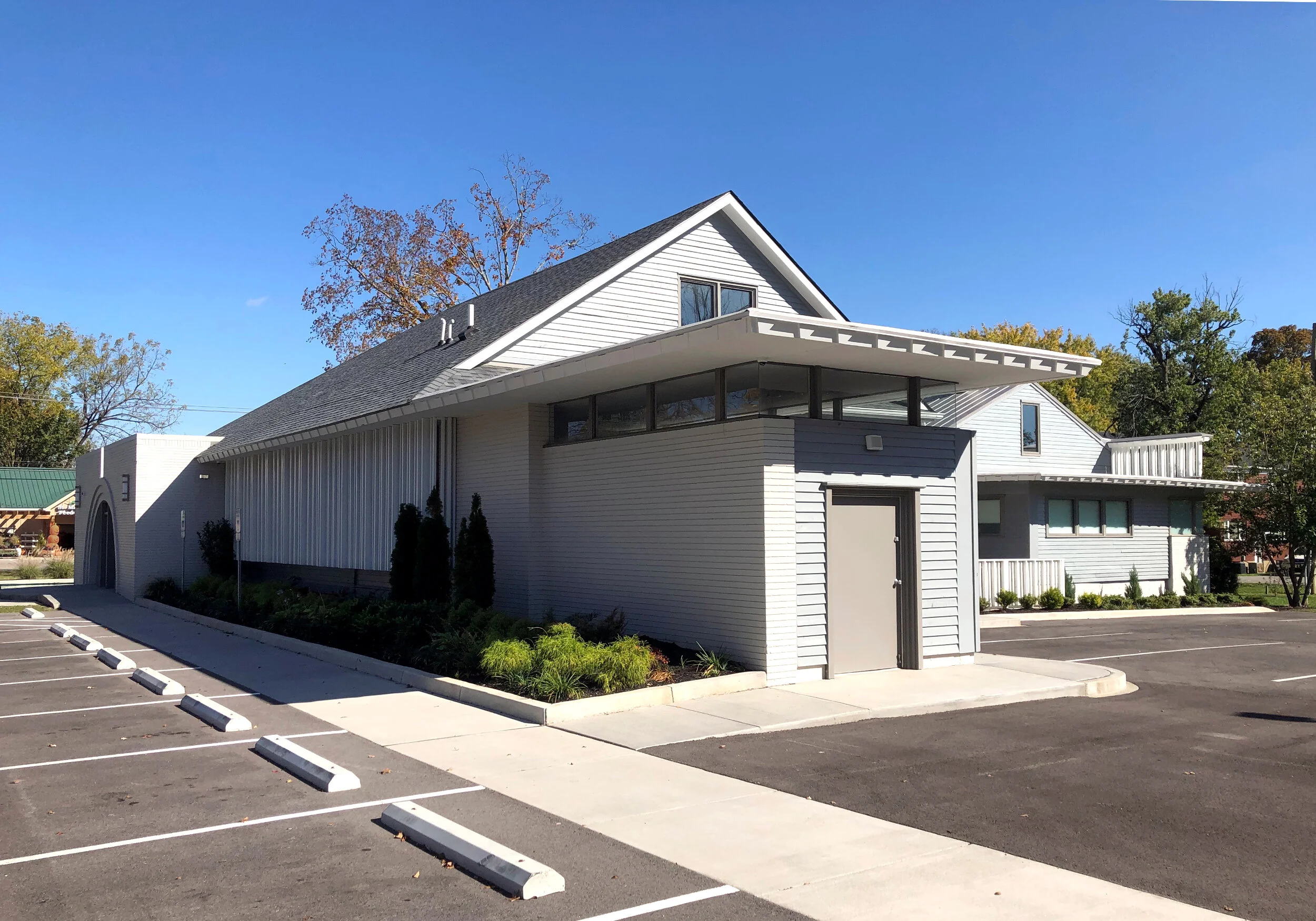 Foxworth Architecture - Physicians's Center for Beauty - Louisville, Kentucky (Rear Facade)