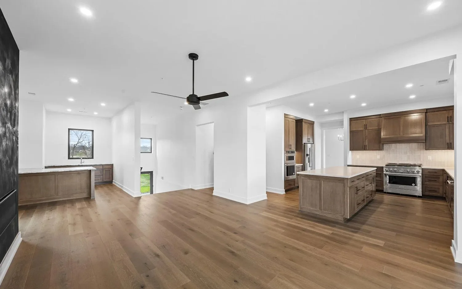 Foxworth Architecture - Lifted House (Living Room)