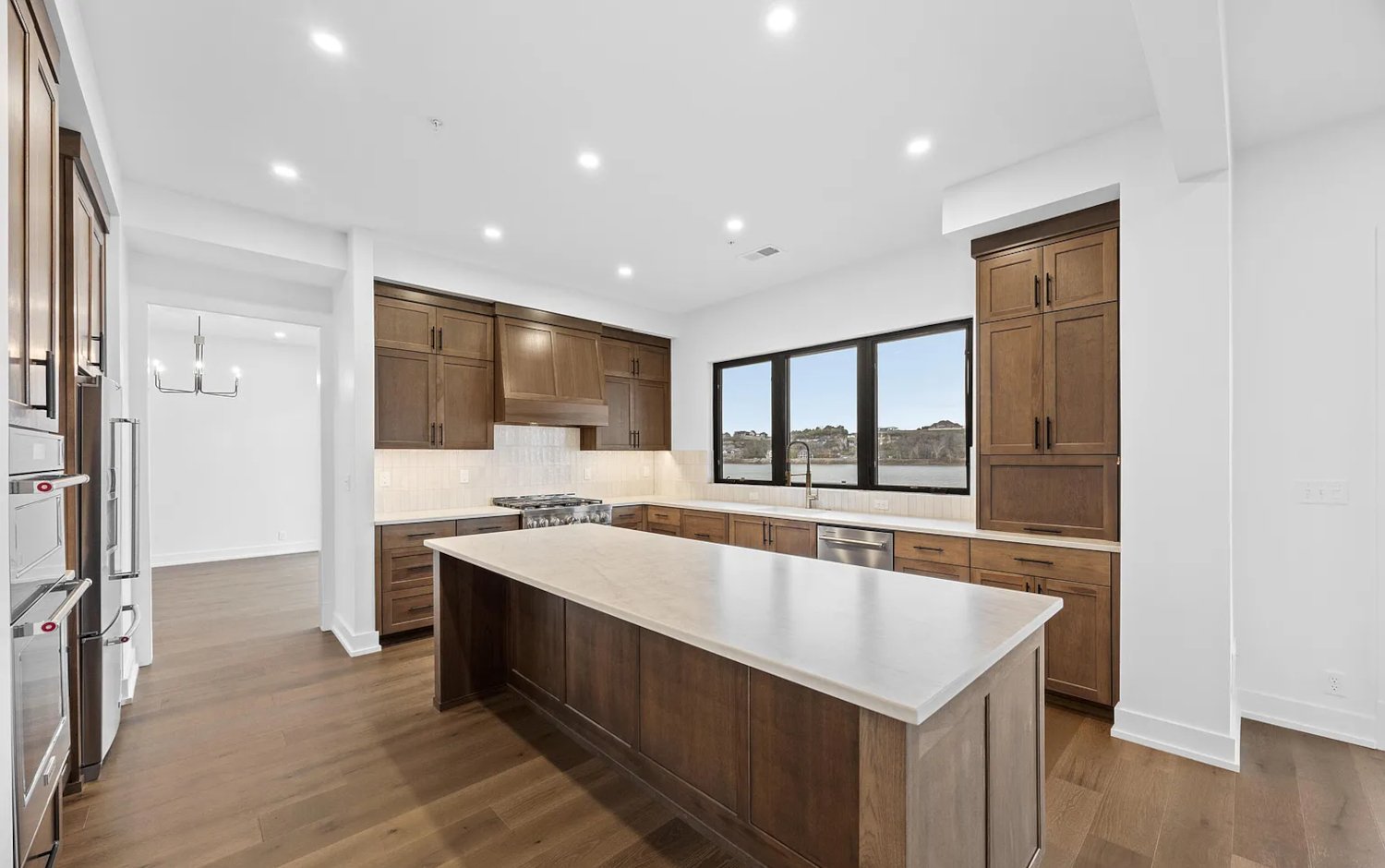 Foxworth Architecture - Lifted House (Kitchen)