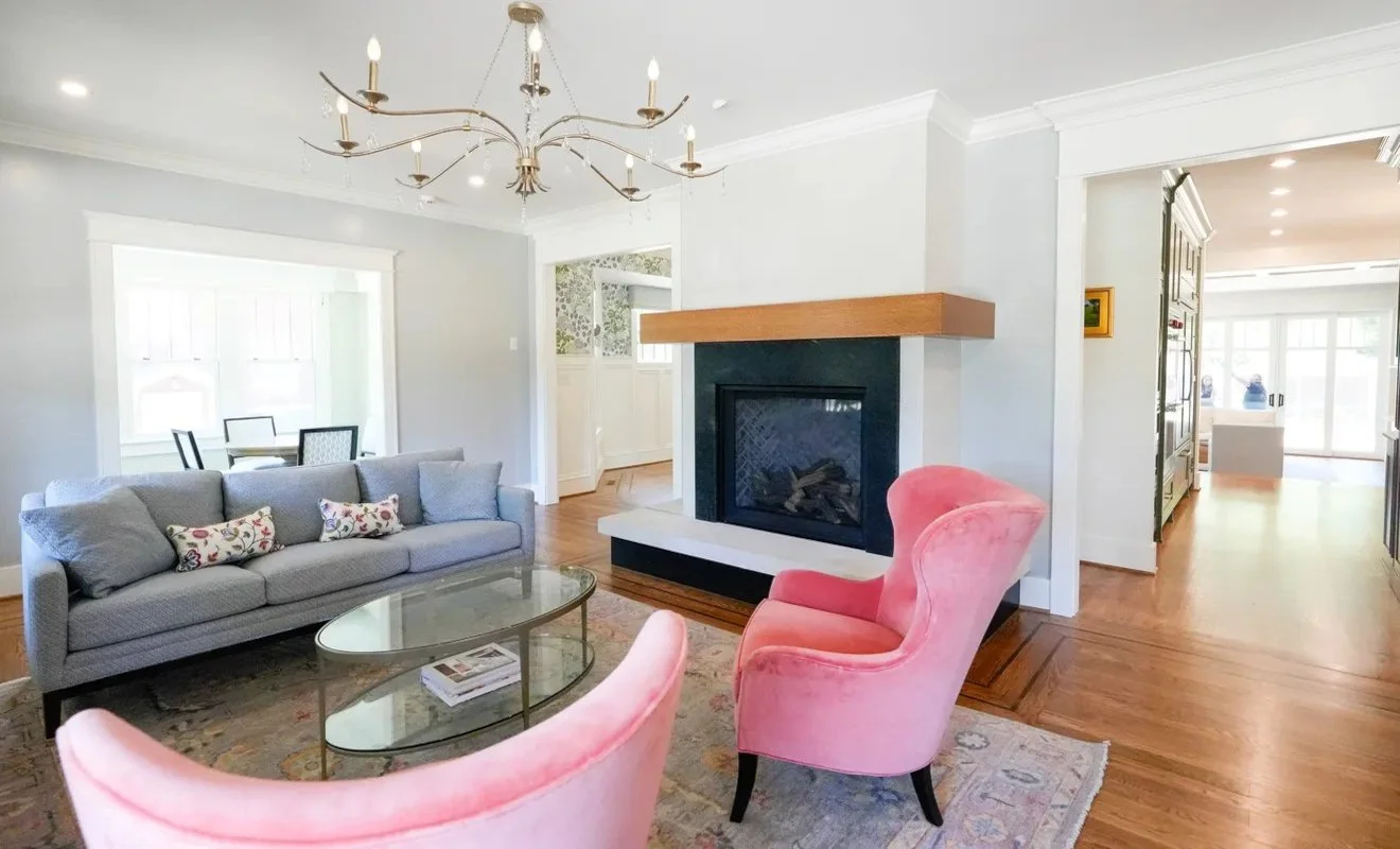 Craftsman Addition (Living Room)