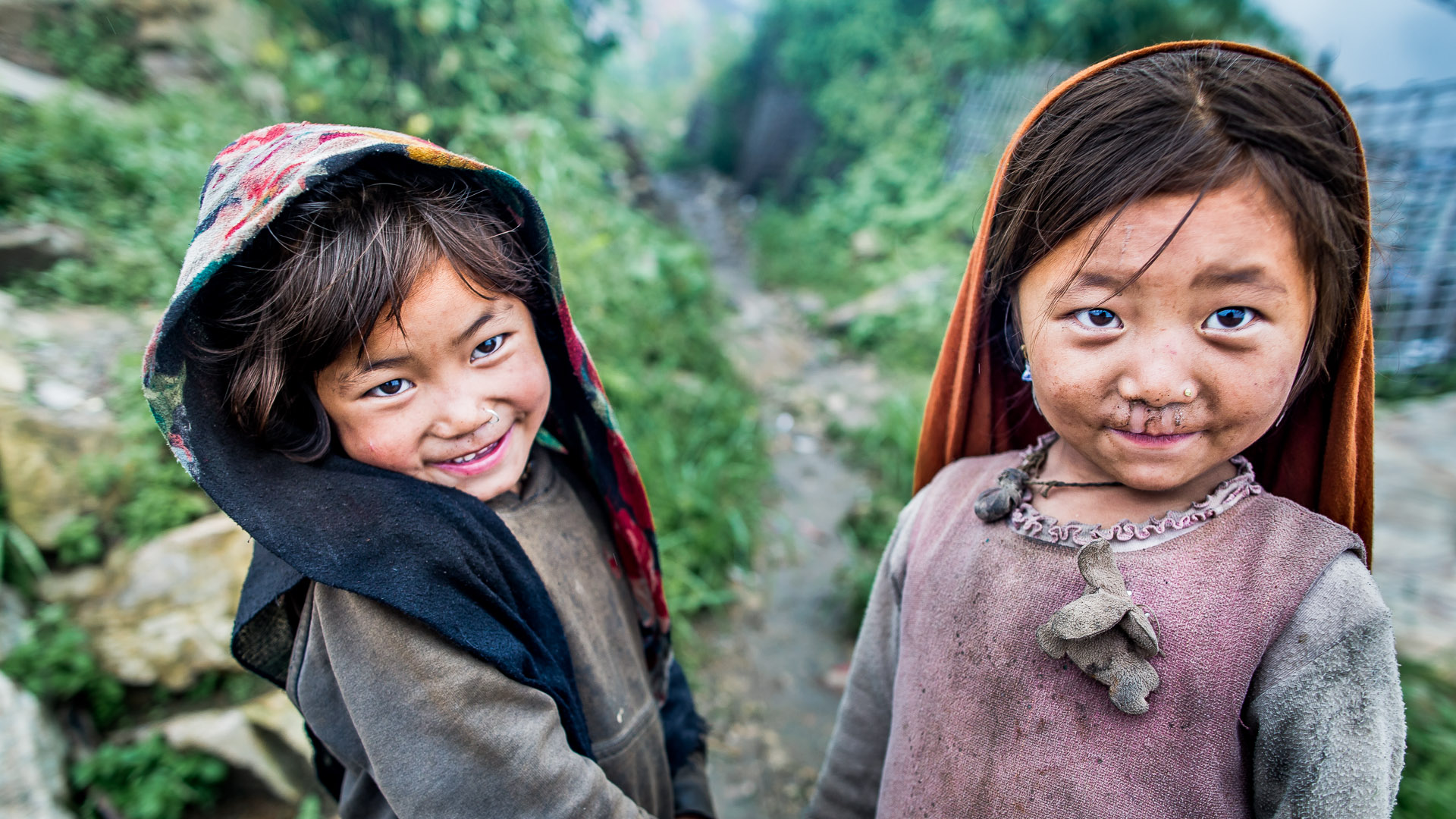  Children playing in 'old' Laprak down in the valley. 