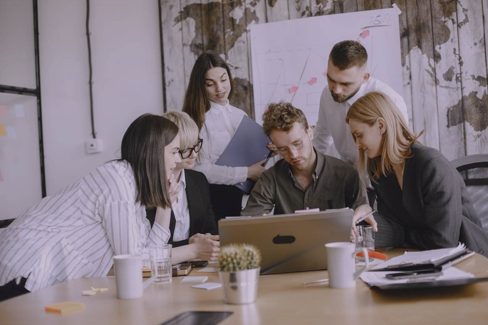 How Do Teams Deliver Under Tight Timelines with Technical Leadership?